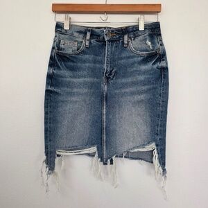 H&M Distressed Medium Wash Denim Mini Skirt - Size 4